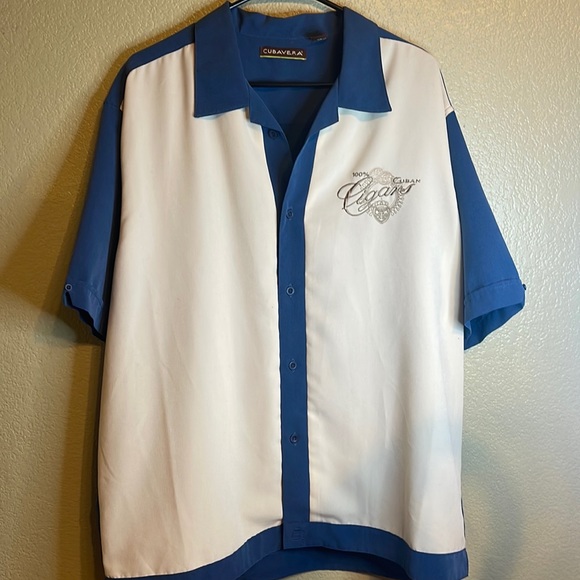 Other - EUC Cubvera Button Down Shirt